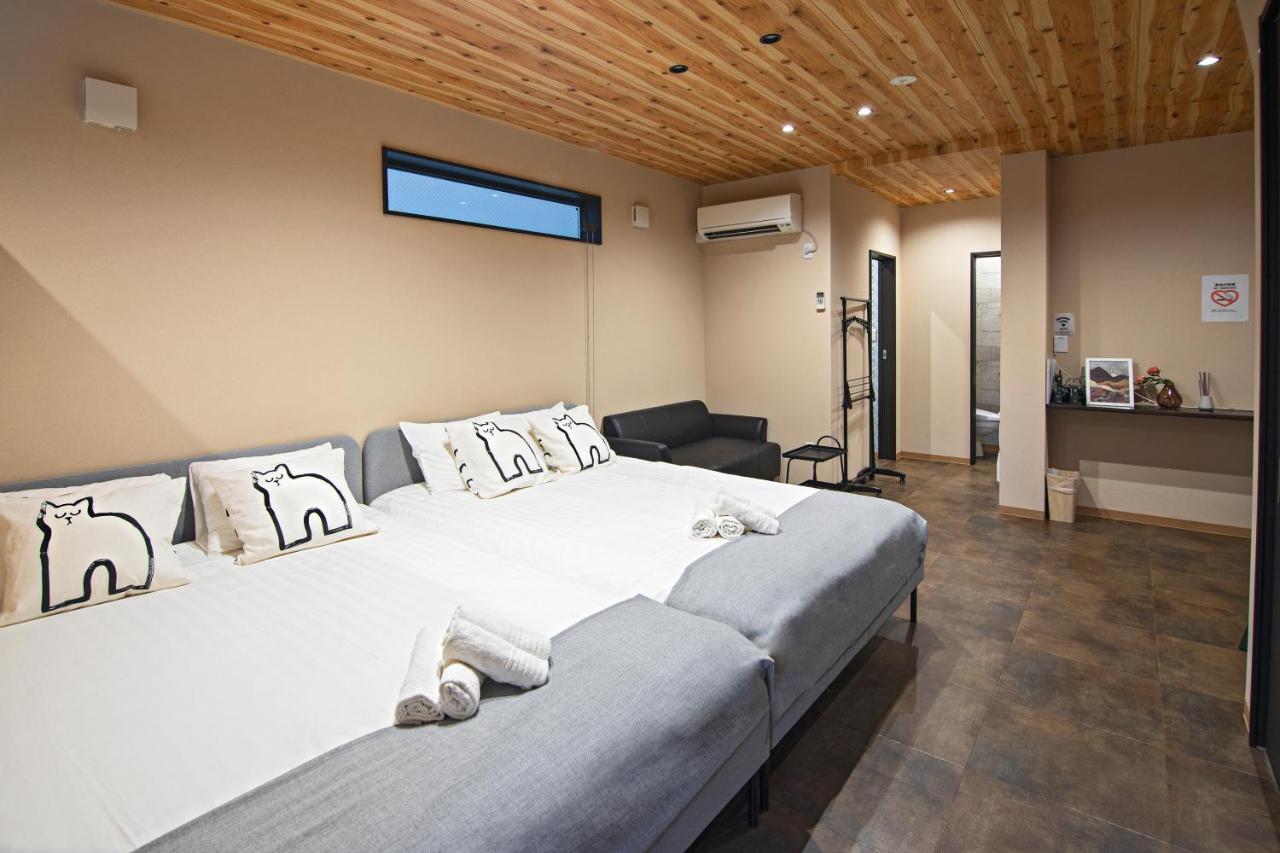 Time通天閣1F Tsutenkaku Nihonbashi Villa โอซาก้า ภายนอก รูปภาพ