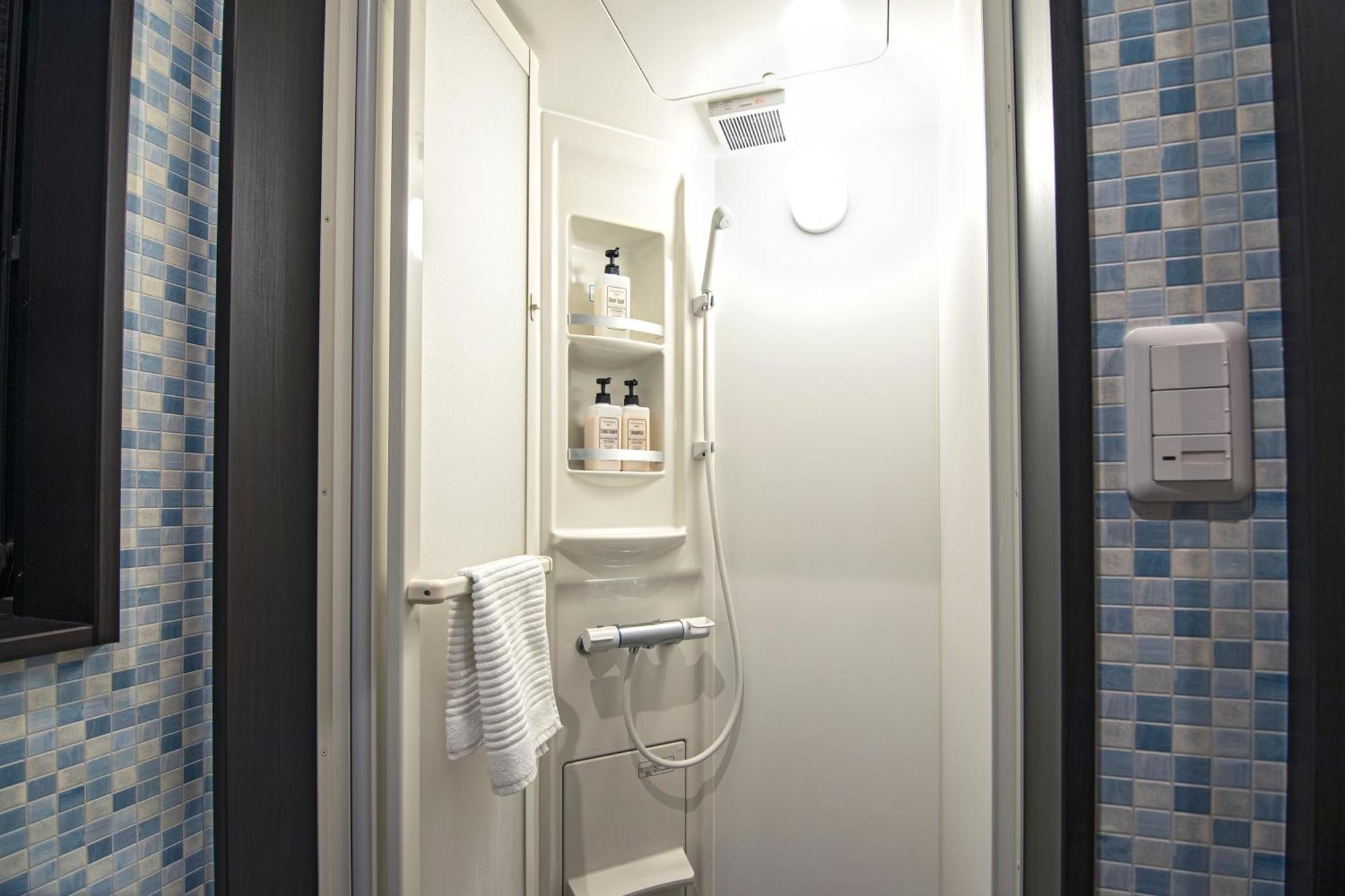 Time通天閣1F Tsutenkaku Nihonbashi Villa โอซาก้า ภายนอก รูปภาพ